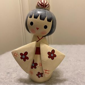 VTG Wooden Japanese Kokeshi Doll